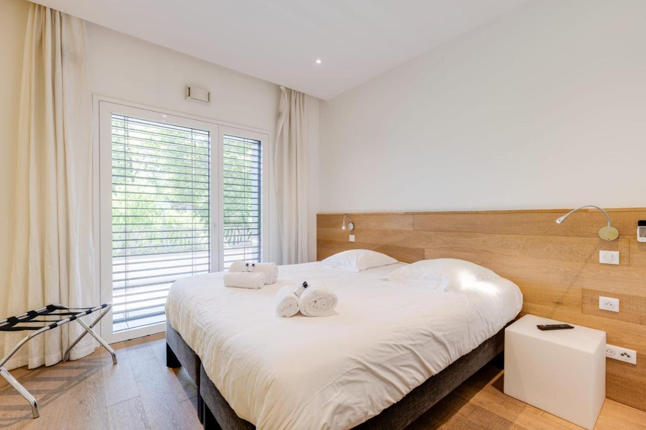 Le Kube - Appartements De Prestige Au Centre D'Annecy Luaran gambar