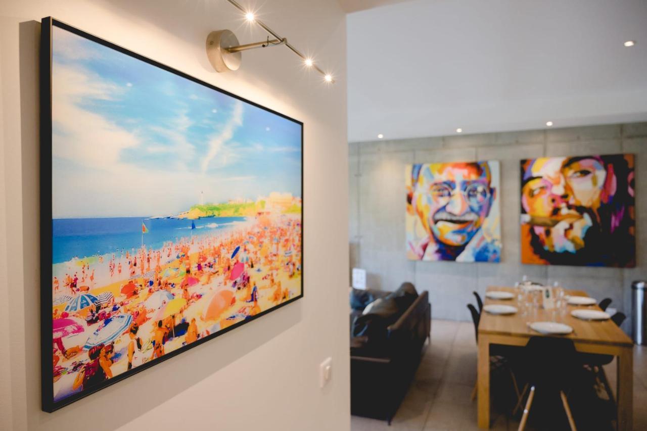 Le Kube - Appartements De Prestige Au Centre D'Annecy Luaran gambar