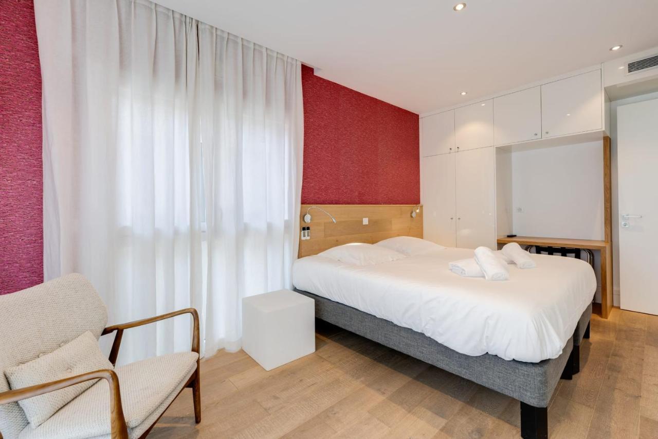 Le Kube - Appartements De Prestige Au Centre D'Annecy Luaran gambar