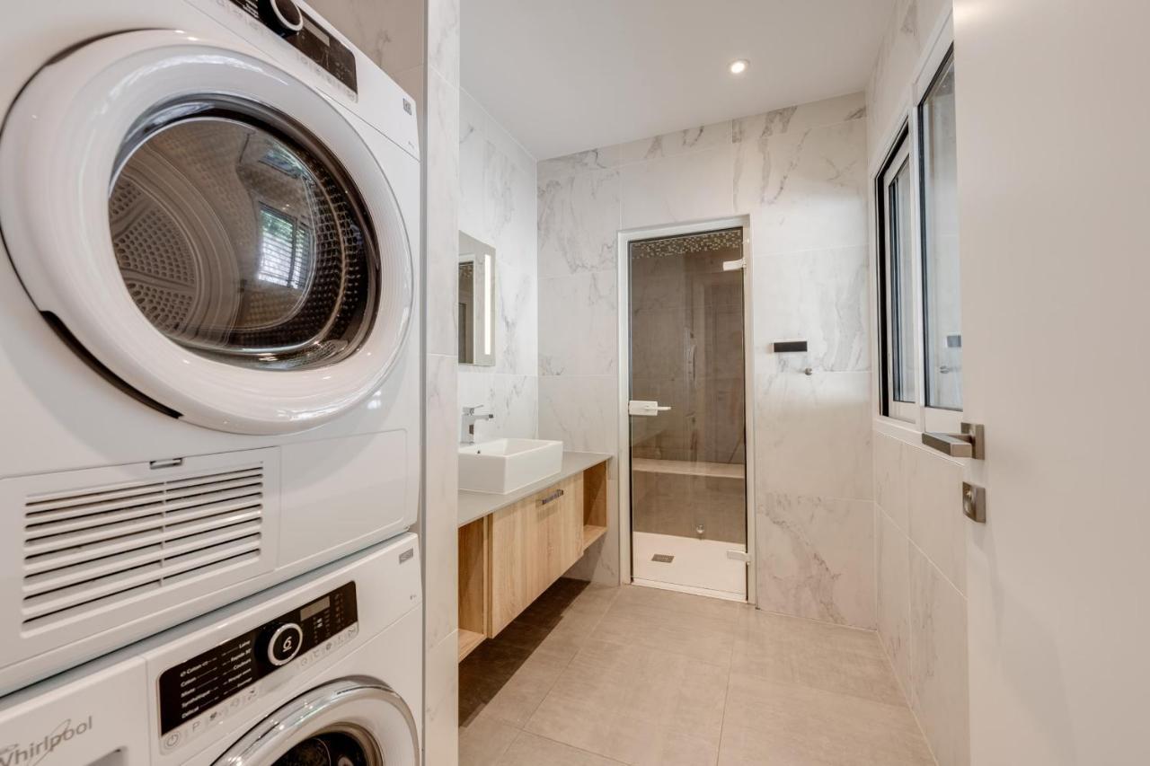 Le Kube - Appartements De Prestige Au Centre D'Annecy Luaran gambar