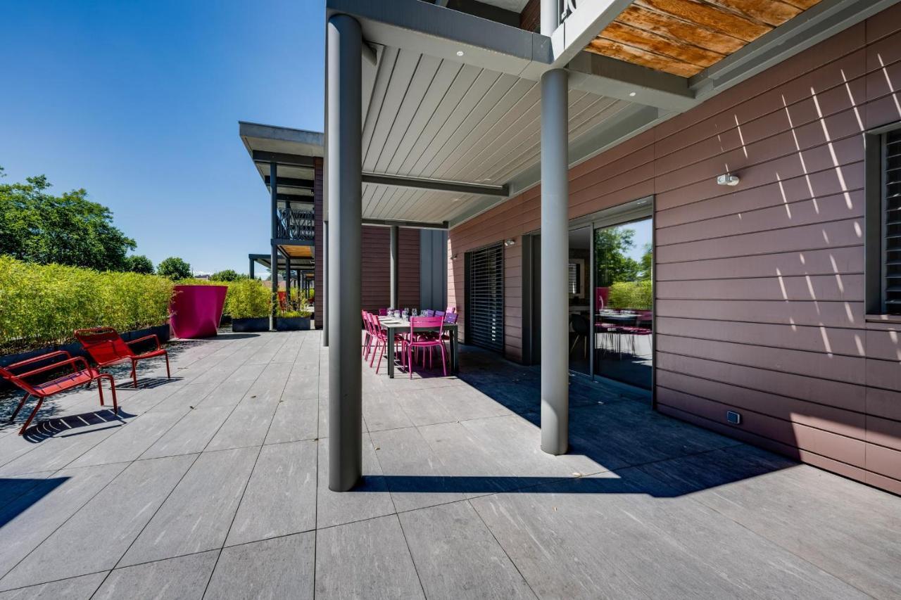 Le Kube - Appartements De Prestige Au Centre D'Annecy Luaran gambar