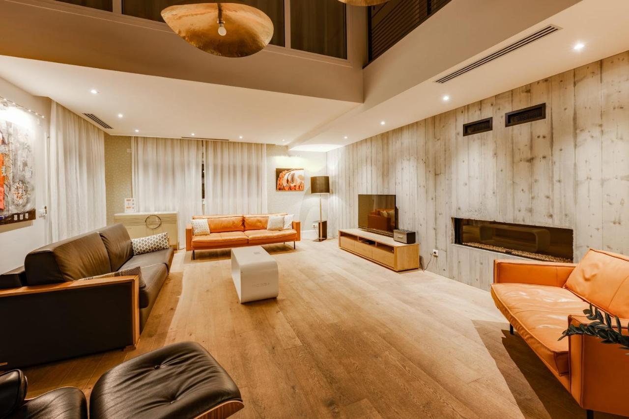 Le Kube - Appartements De Prestige Au Centre D'Annecy Luaran gambar